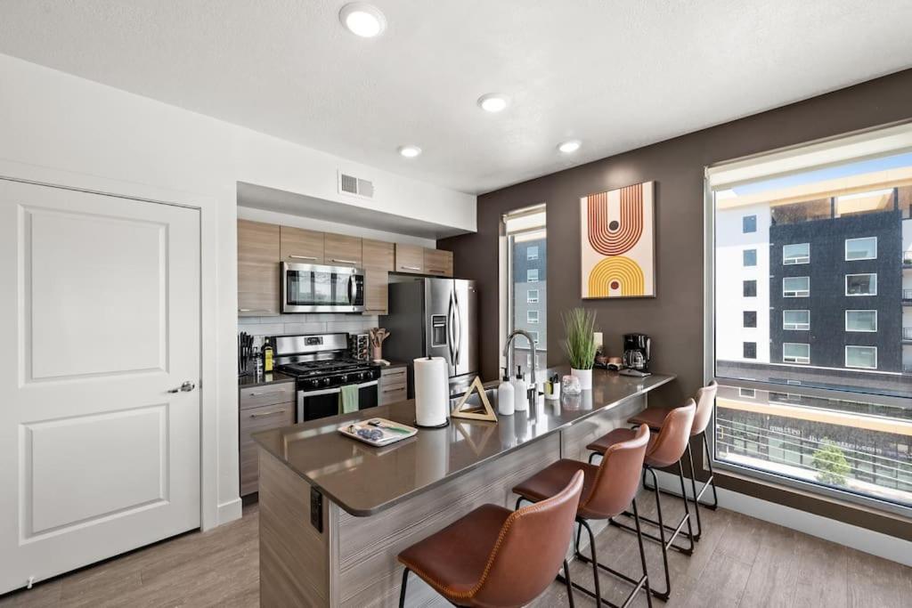 Appartamento Lux 2 Bd Boho In Heart Of Slc Salt Lake City Esterno foto