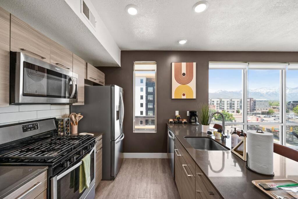 Appartamento Lux 2 Bd Boho In Heart Of Slc Salt Lake City Esterno foto