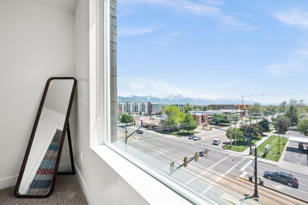 Appartamento Lux 2 Bd Boho In Heart Of Slc Salt Lake City Esterno foto